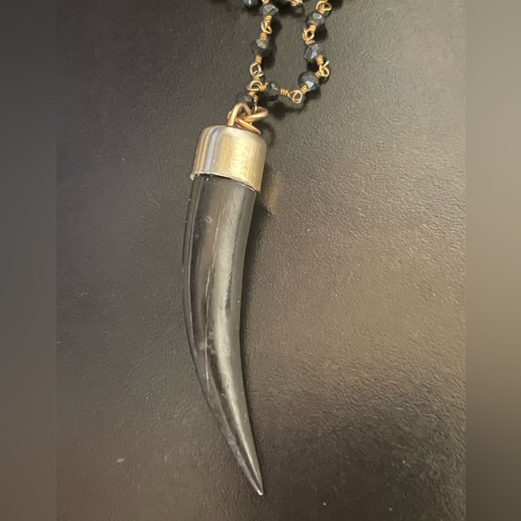 Liz Legg Bead and Horn Gold Necklace - Picture 6 of 11